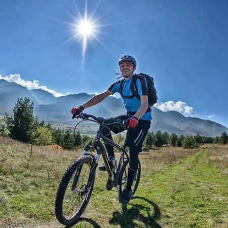 酒店 Pirina Club 班斯科