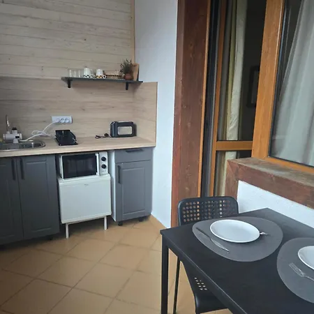 Hotel Pirina Club