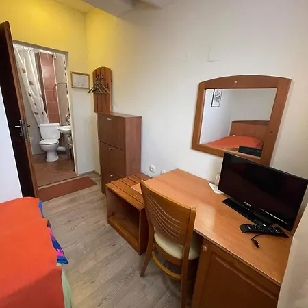 Hotel Pirina Club