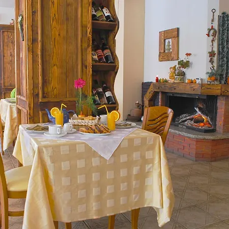 Hotel Pirina Club