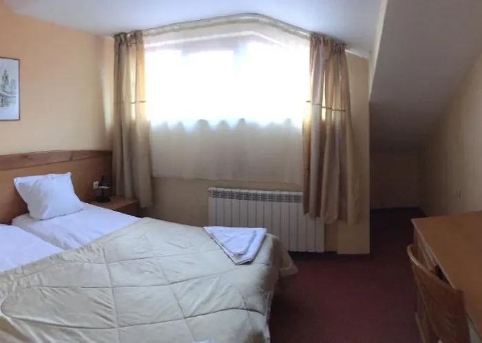 Pirina Club Szálloda Banszko